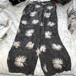 Billabong beach pants size small lightweight